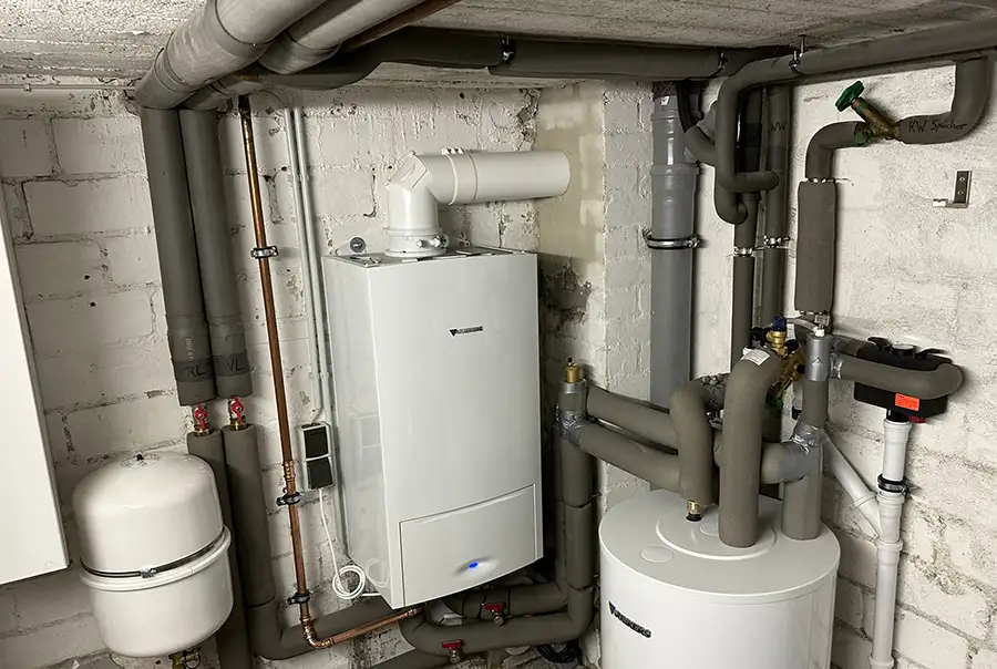 Heizungsmodernisierung_Gasheizung_Brennwertheizung_Heizung_Buxtehude_Dollern_Husmann_Dreier_GmbH